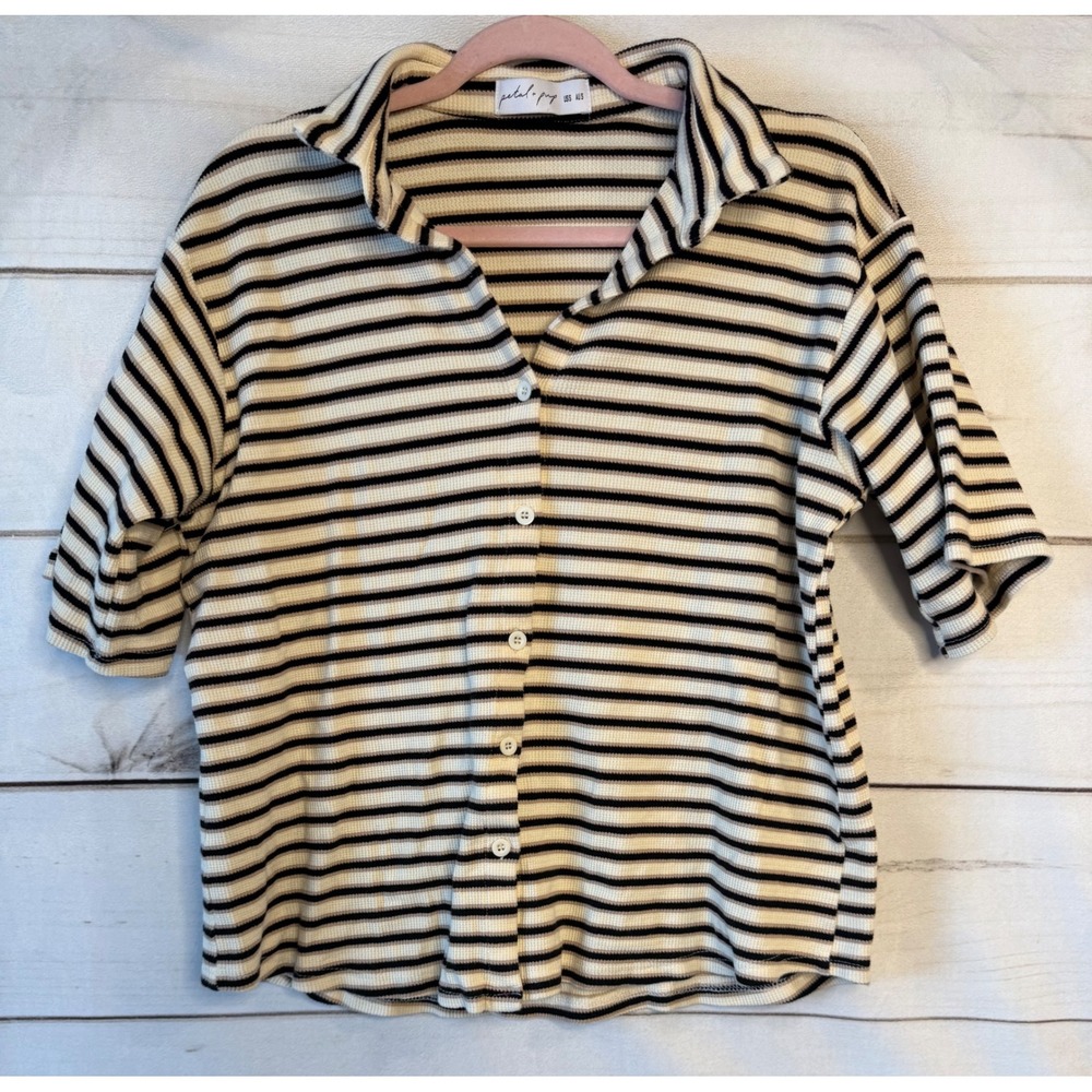 Petal + Pup Womens Waffle Knit Striped Button Down Shirt Cream Black Tan Small